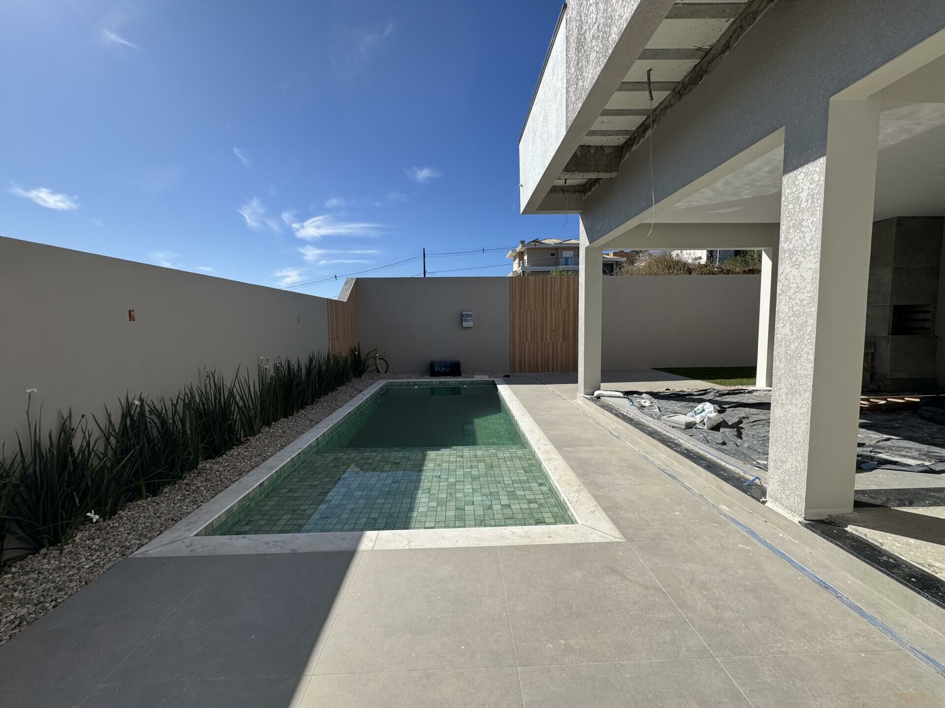 Imagem do Casa com elevador e 04 dormitórios além de piscina e vista linda da cidade